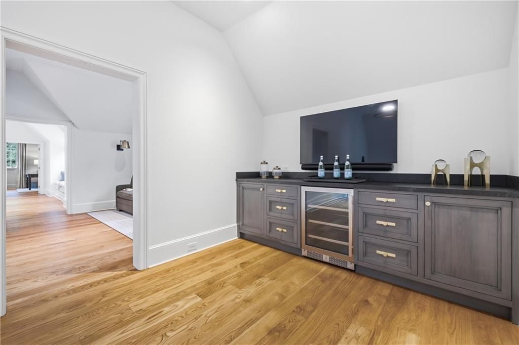 Image 71 of property listing at 5420 Buice Road, Johns Creek, GA 30022