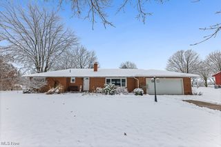 6290 15th Street NE, East Canton, OH 44730