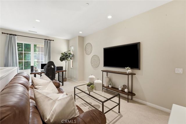 50 Cipresso, Irvine, CA 92618