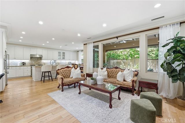 50 Cipresso, Irvine, CA 92618
