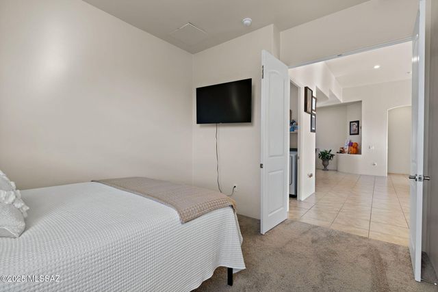 1385 N Blazing Saddle Road, Vail, AZ 85641