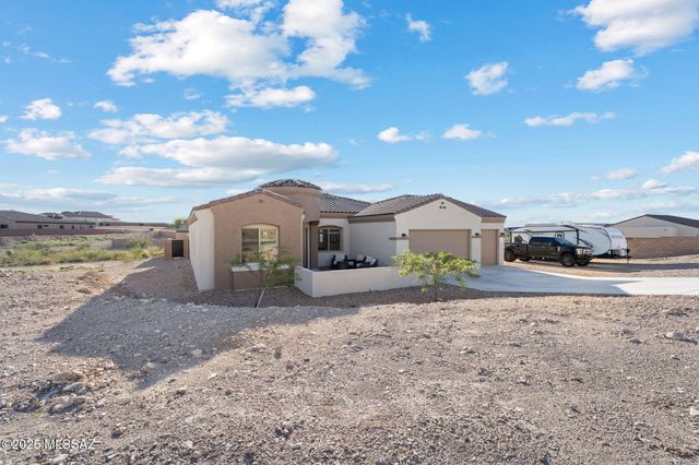 1385 N Blazing Saddle Road, Vail, AZ 85641