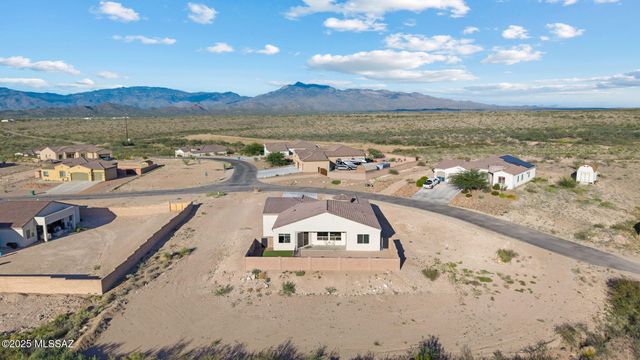 1385 N Blazing Saddle Road, Vail, AZ 85641