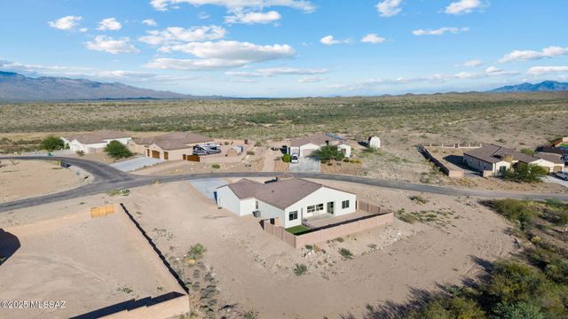 1385 N Blazing Saddle Road, Vail, AZ 85641