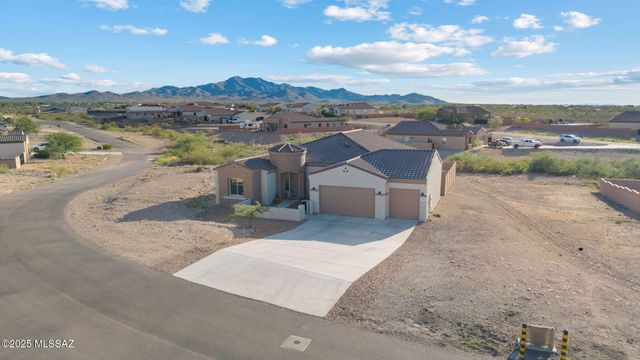 1385 N Blazing Saddle Road, Vail, AZ 85641