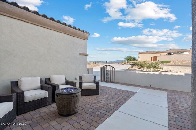 1385 N Blazing Saddle Road, Vail, AZ 85641