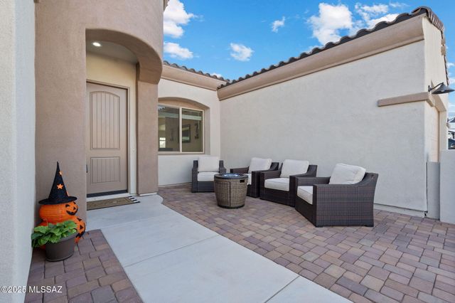 1385 N Blazing Saddle Road, Vail, AZ 85641