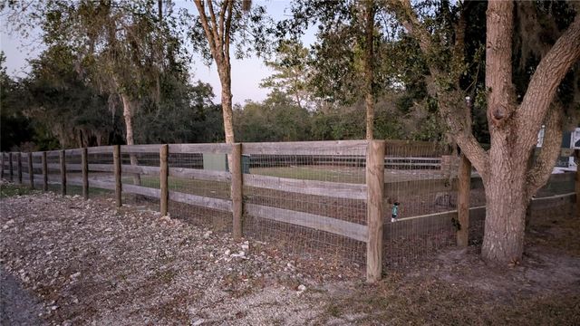 8575 NE 305TH AVENUE, Salt Springs, FL 32134