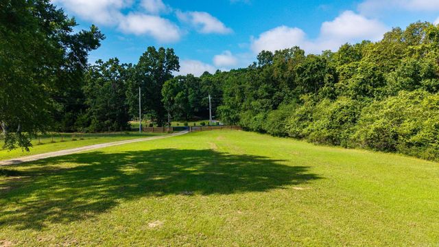4915 Garrison Road, Little Rock, AR 72223