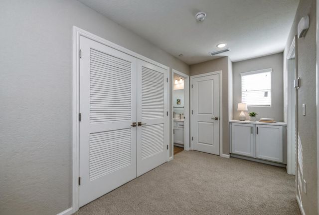 164 Arbor Drive S, Madera, CA 93636