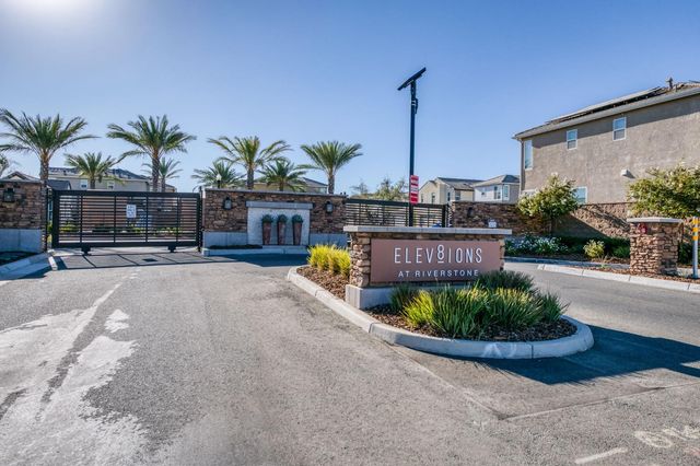 164 Arbor Drive S, Madera, CA 93636