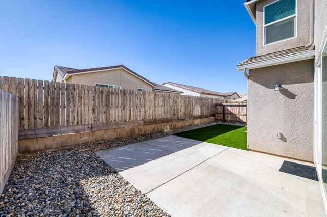 164 Arbor Drive S, Madera, CA 93636