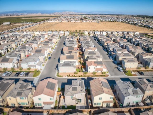 164 Arbor Drive S, Madera, CA 93636
