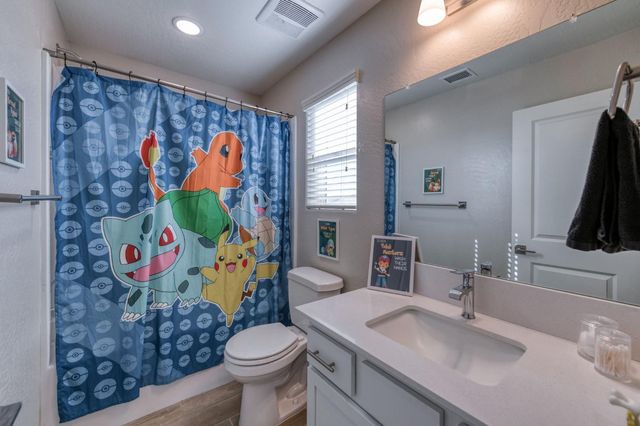 164 Arbor Drive S, Madera, CA 93636
