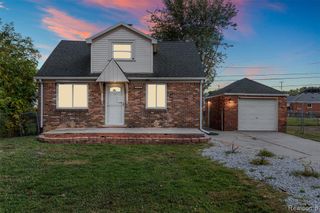 17174 Forest Avenue, Eastpointe, MI 48021