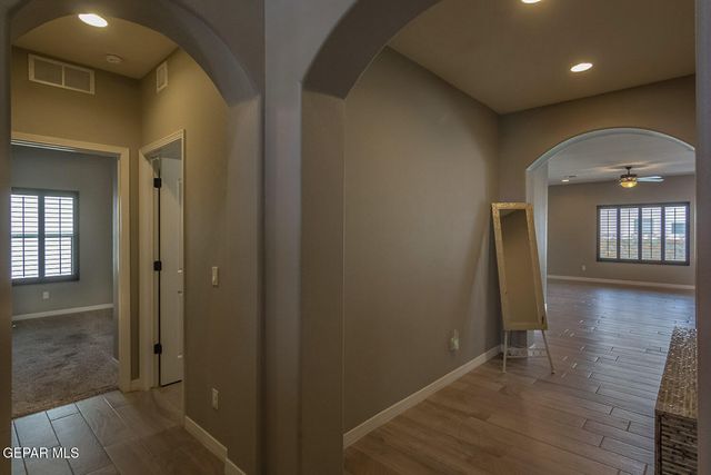 841 BRONZE HILL Avenue, Santa Teresa, NM 88008