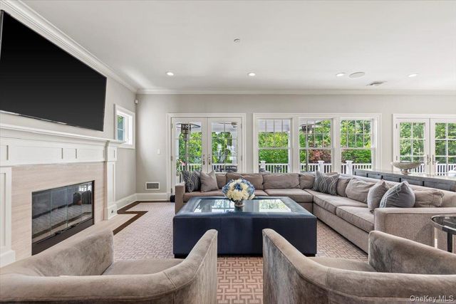 81 Wappanocca Avenue, Rye, NY 10580