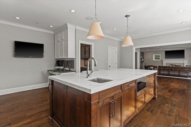 81 Wappanocca Avenue, Rye, NY 10580