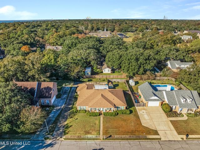 1301 Heidenheim Street, Pascagoula, MS 39581