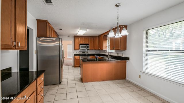 1301 Heidenheim Street, Pascagoula, MS 39581