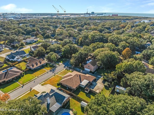 1301 Heidenheim Street, Pascagoula, MS 39581