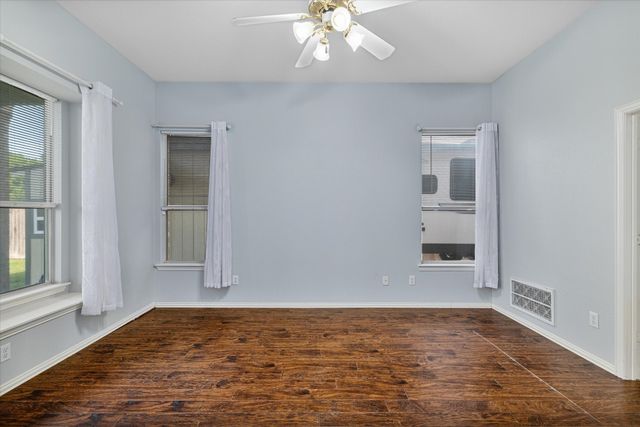 931 W Cedar Street, Celina, TX 75009