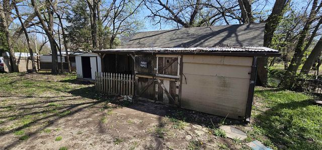 12689 SW Chisholm Trail Rd., Andover, KS 67002