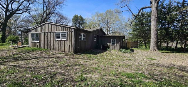 12689 SW Chisholm Trail Rd., Andover, KS 67002