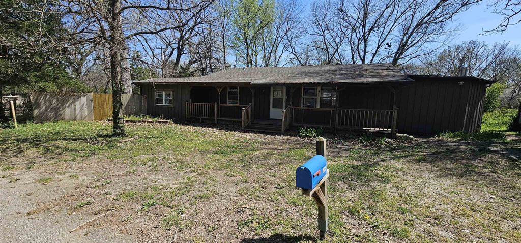 12689 SW Chisholm Trail Rd., Andover, KS 67002