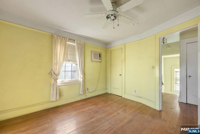 671 Chestnut Avenue, Teaneck, NJ 07666