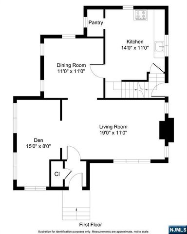 671 Chestnut Avenue, Teaneck, NJ 07666