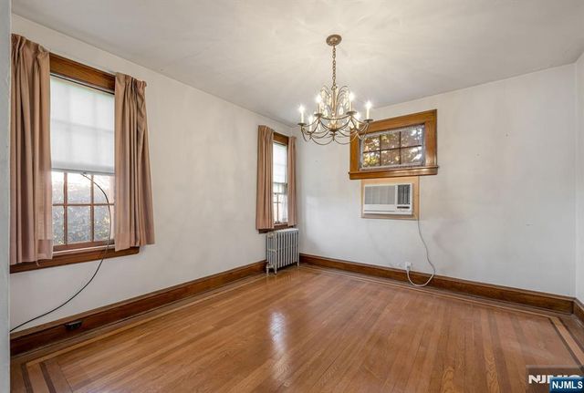 671 Chestnut Avenue, Teaneck, NJ 07666