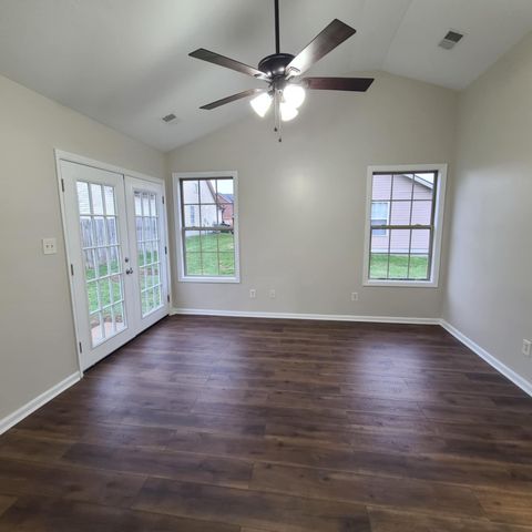 110 Sea Pines Way, Georgetown, KY 40324