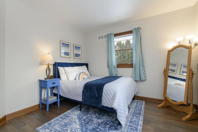 S36W28308 Quail RUN, Waukesha, WI 53189