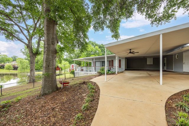 2504 Beacon Street, Phenix City, AL 36867