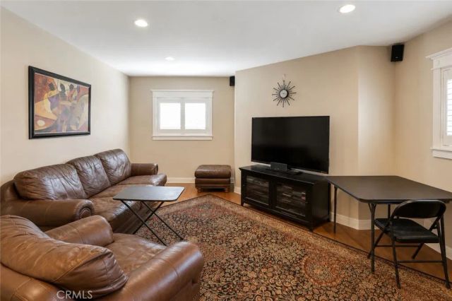 1415 S Mckinley Avenue, Compton, CA 90220