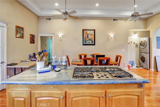 1415 S Mckinley Avenue, Compton, CA 90220