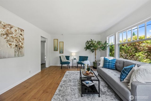 2119 Monroe Avenue, Everett, WA 98203