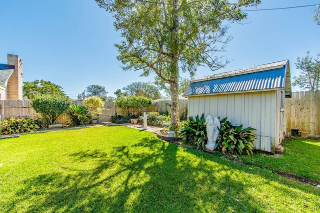 102 Palm Place, Thibodaux, LA 70301