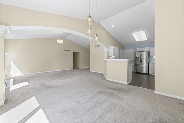 821 Huntington Drive, South Lyon, MI 48178