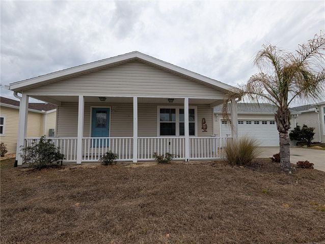 9101 FAIRWAY LOOP, Dade City, FL 33525