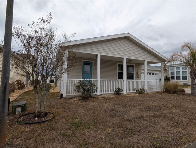 9101 FAIRWAY LOOP, Dade City, FL 33525