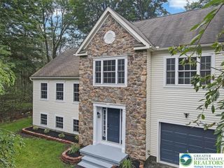 2704 Starlight Terrace, Coolbaugh Twp, PA 18466