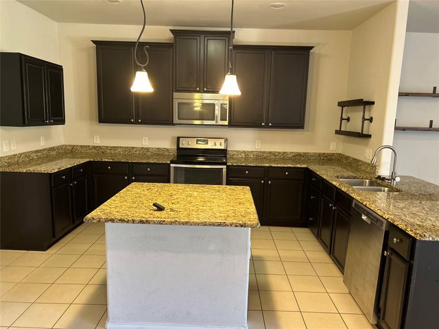 4607 Cormorant Drive, Sherman, TX 75092