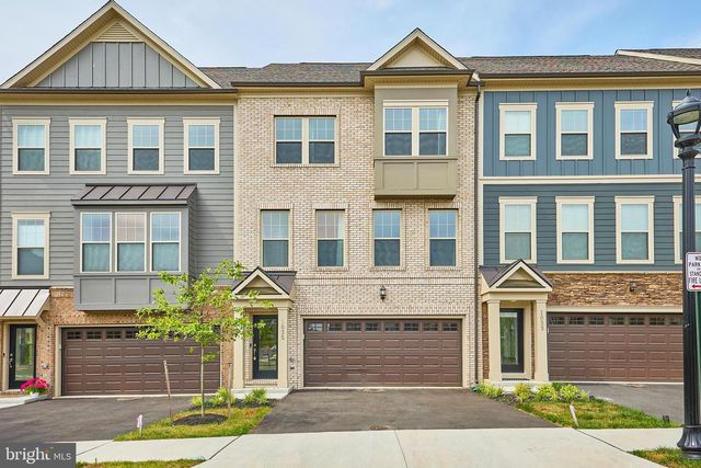 1035 VENIFENA TER SE, Leesburg, VA 20175
