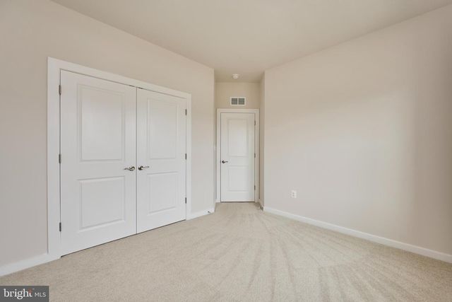 1035 VENIFENA TER SE, Leesburg, VA 20175