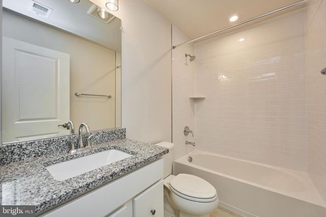 1035 VENIFENA TER SE, Leesburg, VA 20175