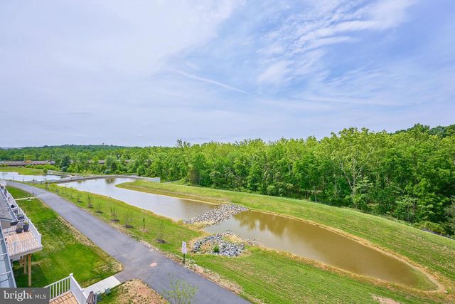 1035 VENIFENA TER SE, Leesburg, VA 20175
