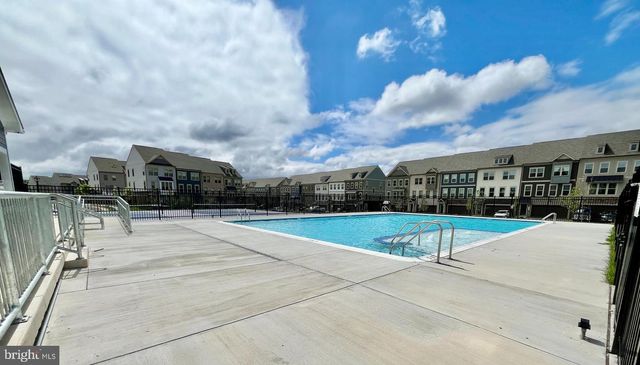 1035 VENIFENA TER SE, Leesburg, VA 20175