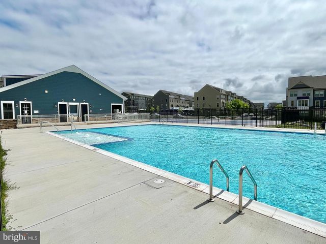1035 VENIFENA TER SE, Leesburg, VA 20175